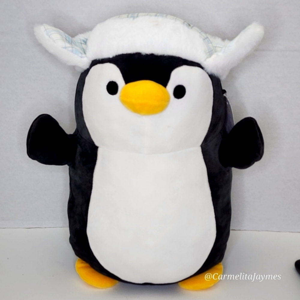 🎄 LUNA 🐧 OG 14" Penquin HugMee Fur Trapper Hat Christmas 2022 Squishmallow NWT